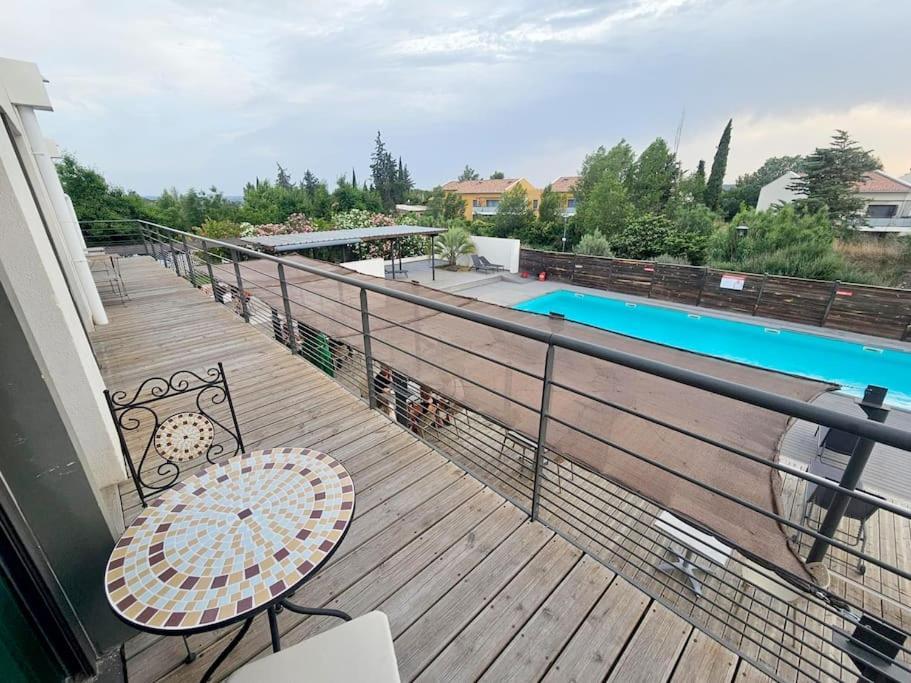 Apartmán 104 Douce Provence Au Calme Face A La Piscine Éguilles Exteriér fotografie